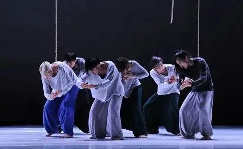 《浪姐4》最飒的女人，怀胎8月仍上台演出，金星赞不绝口