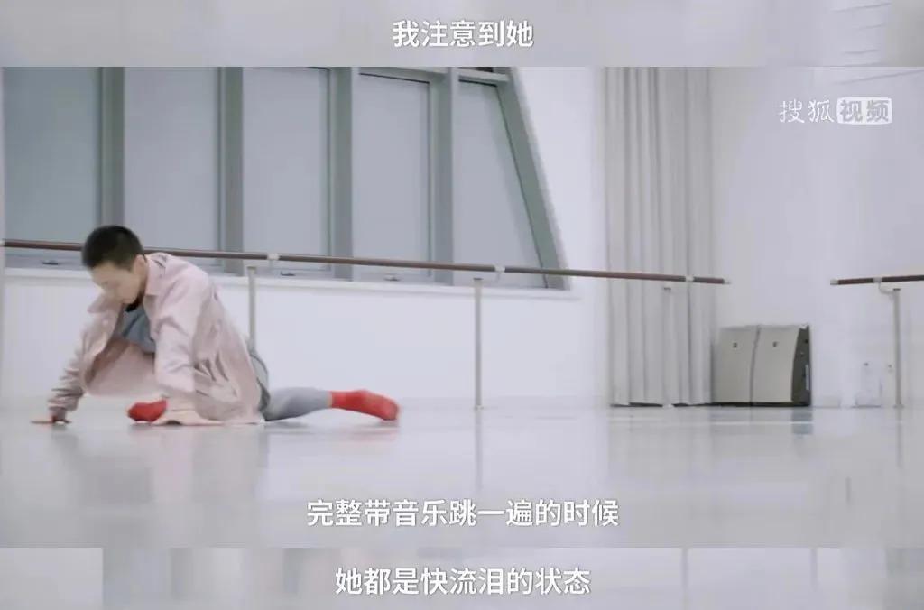 《浪姐4》最飒的女人，怀胎8月仍上台演出，金星赞不绝口