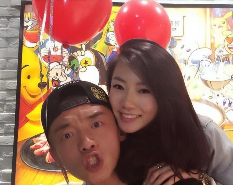 网曝郑恺嫖娼被抓苗苗正在公关，本尊火速辟谣定位自证清白