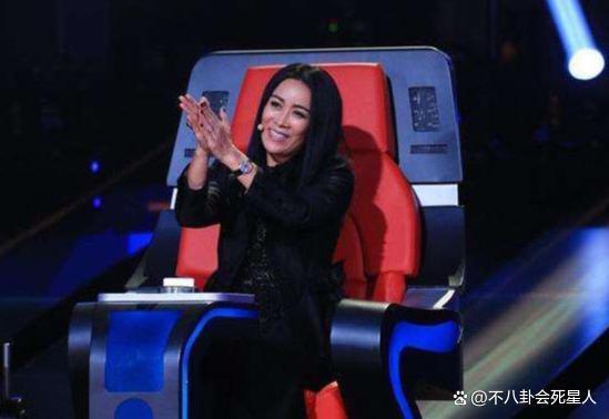 被刀郎内涵还被全网骂，那英走到今天，到底冤不冤？