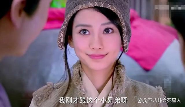 全妆出场造型精致，“迪丽热巴”们演的难民，把我看笑了