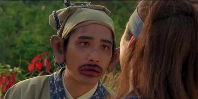 梦想当芭比！25岁网红整容43次变梁朝伟同款香肠唇