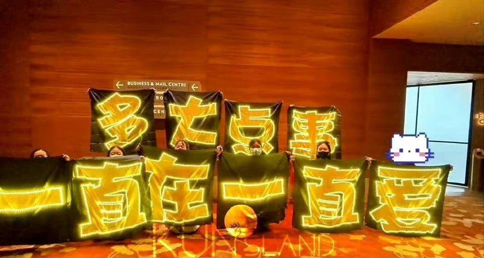 被骂到退网的她，还在被「追杀」
