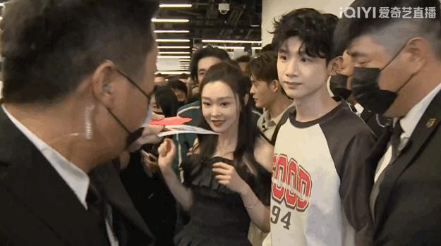 刚红就被骂，他真有点冤