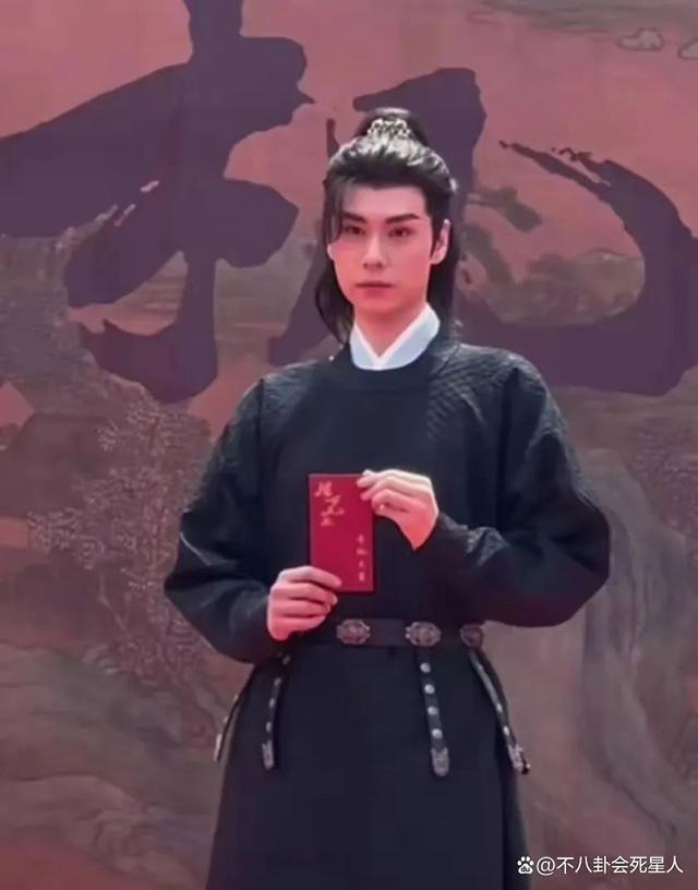 古偶是面照妖镜！丑男男女现原形，这9个明星放过古装吧