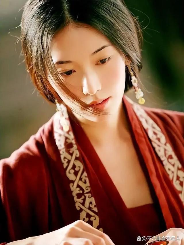 “被家暴”了4年的林志玲，坚持嫁给日本人到底值不值得？