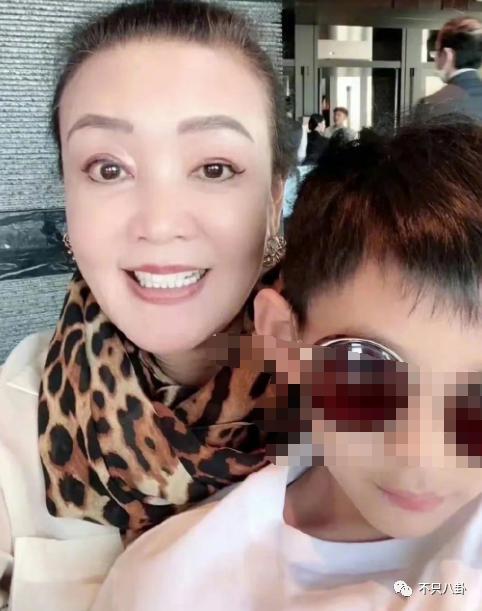 抢孩子大战开始！他俩比汪小菲大S离婚闹得还难看？
