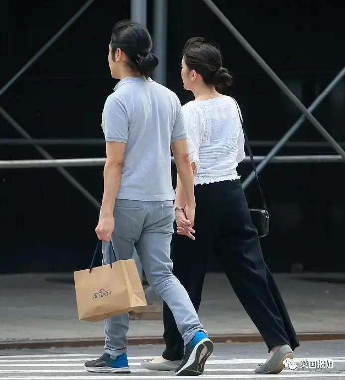 真子公主与驸马“私奔”美国！律师上岸、牵手挤公交超幸福