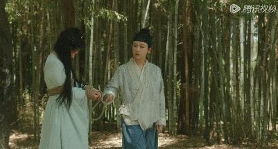 杨紫和他官宣，网友：嗑疯了！