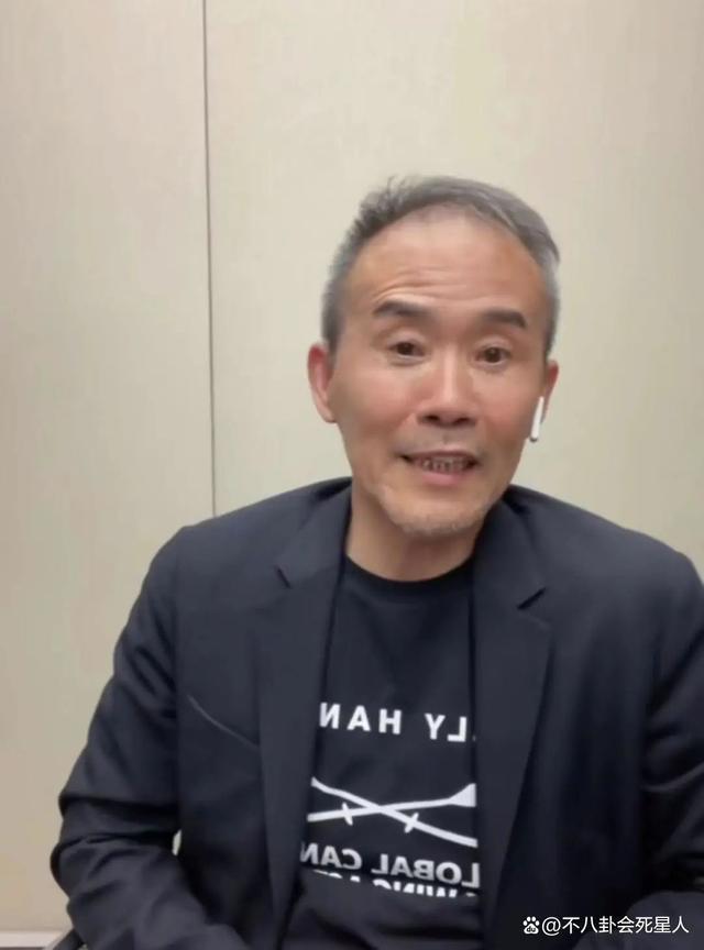 72岁的王石和42岁的田朴珺，“各过各”的夫妻生活