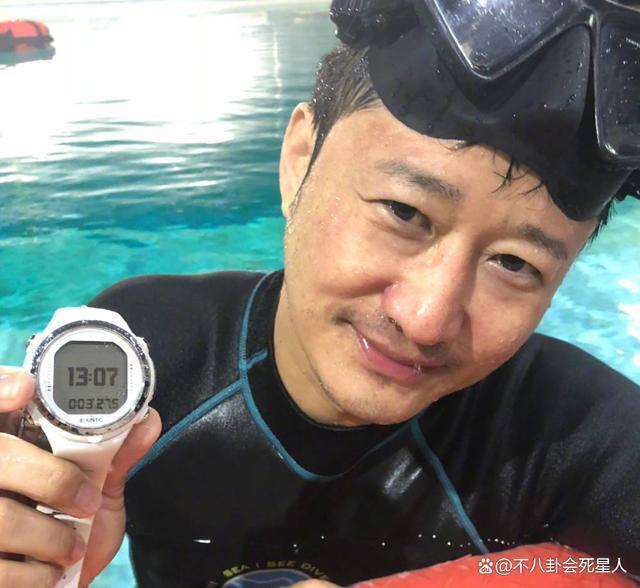 吴京新片将上映，明明是三百亿影帝，却给美国人作配