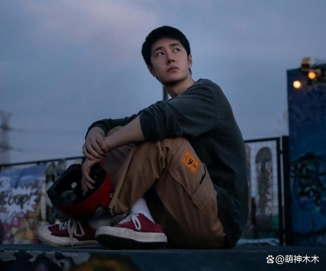 《热烈》被质疑票房注水，疑似王一博粉丝集资包场