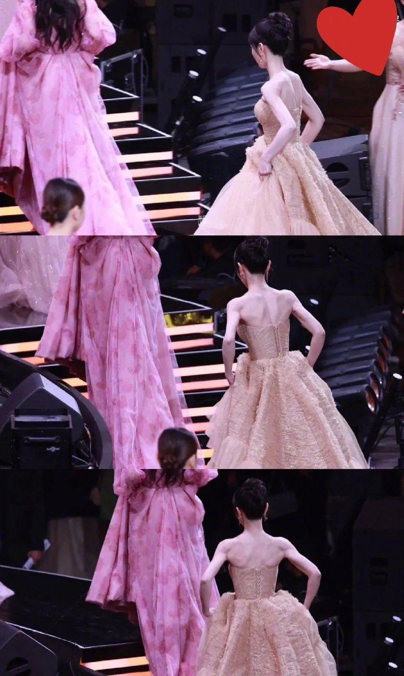 不装了，压根儿不是什么甜妹？