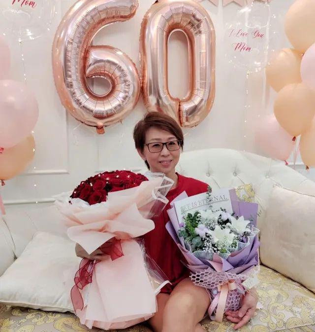 前TVB女星贺母60岁生日，冻龄母女照曝光