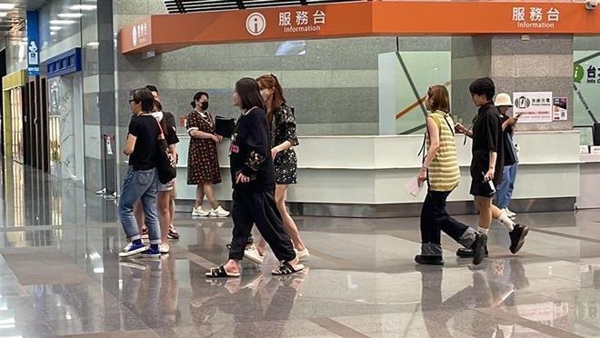 48岁林志玲疑似怀二胎，晒近照小腹隆起引热议
