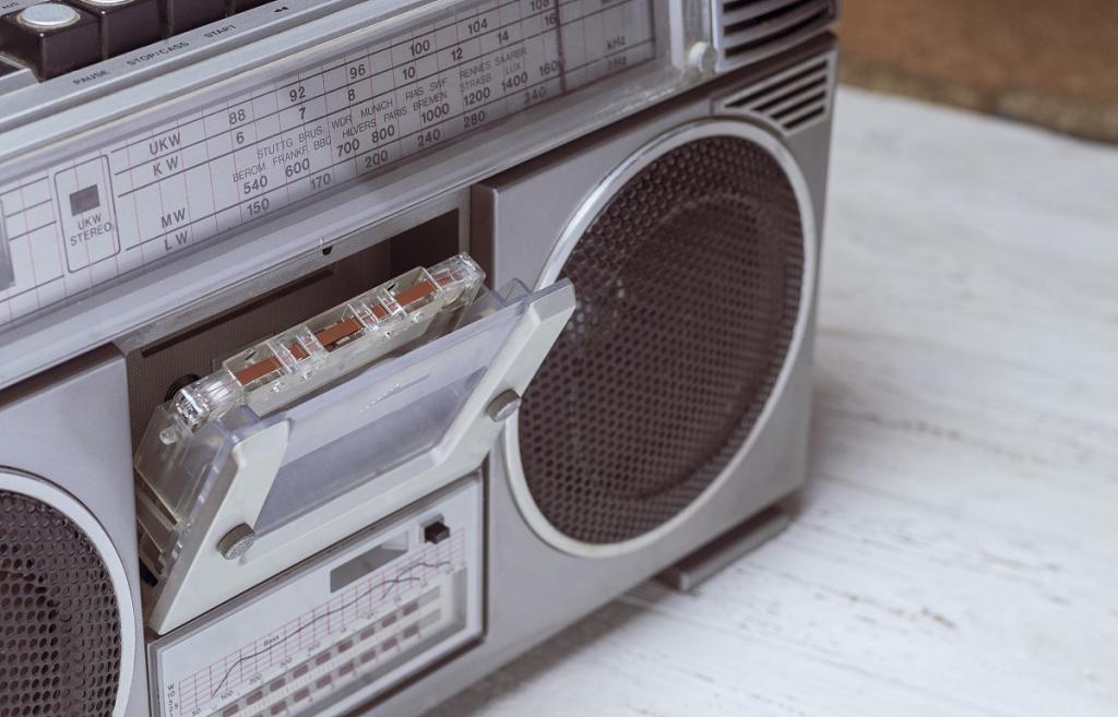 复古潮流下，收音机仍然被冷落