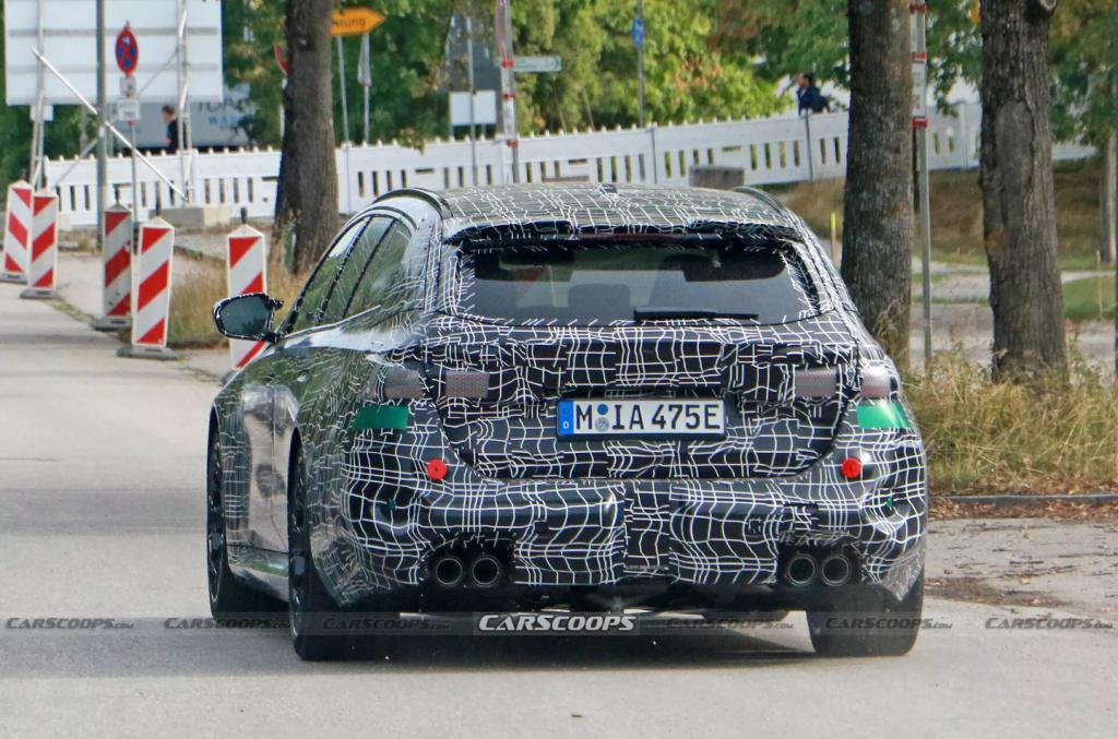 2025 款宝马 M5 Touring 汽车路测照片曝光