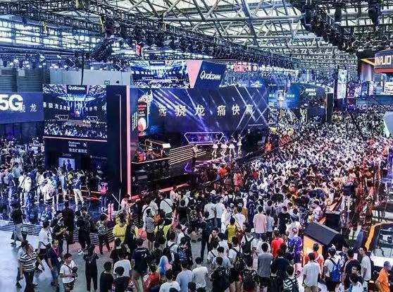 强到离谱的游戏引擎，被很多行业“盯”上了！