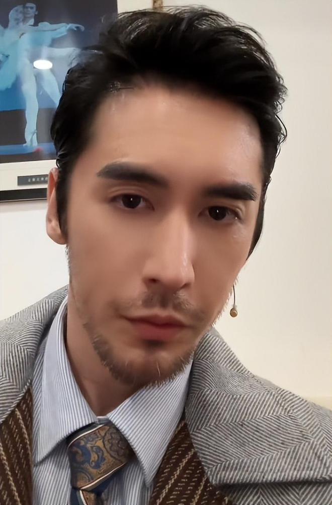 钟丽缇：给次女庆生，继父张伦硕“不仅没出席还没有送生日祝福”