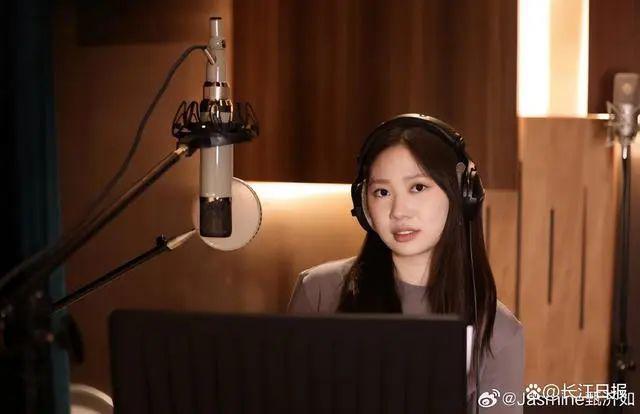 甄子丹女儿，官宣出道
