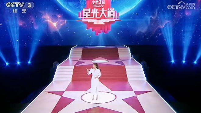 小尼：暂别主持8年之久的《星光大道》，将于年度总决赛正式回归