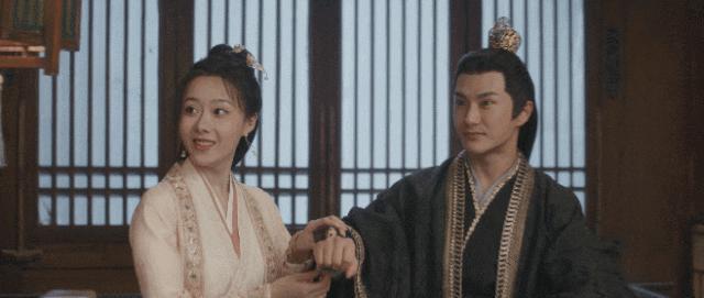 吹什么呀？这烂剧只剩一张嘴了