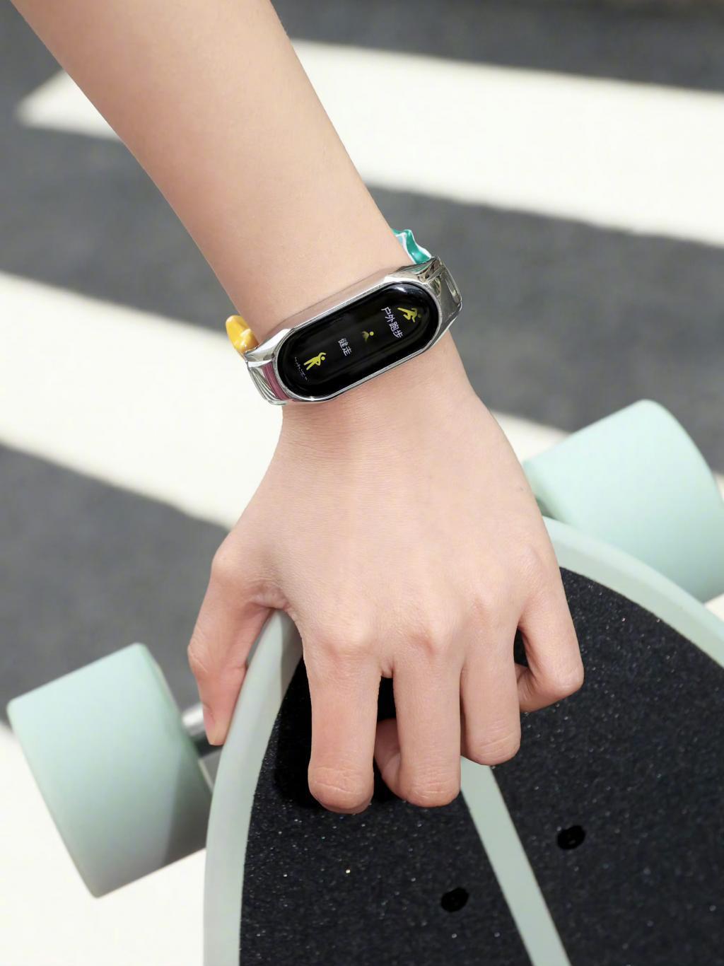 三星放大招！智能戒指发布在即，跟苹果正面刚？