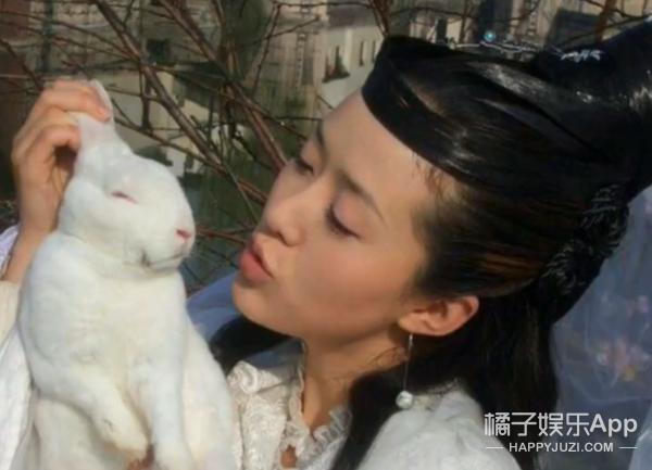 还记得《宝莲灯》里的最美嫦娥吗？晚婚晚育事业家庭双丰收？