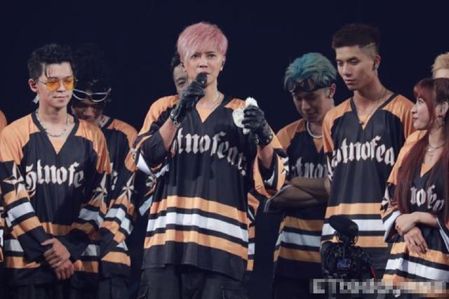 罗志祥演唱会含泪感谢经纪人 称谢谢你一直对我不离不弃