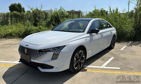 中期改款东风标致508L实车曝光 不在提供1.6T