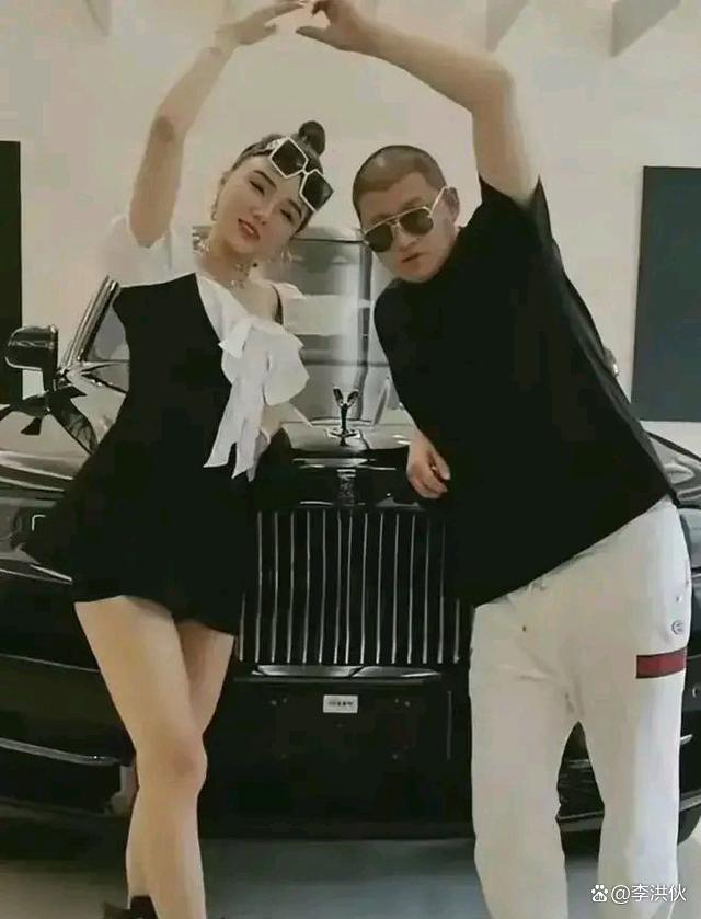 网红二驴扬言有68亿存款，一天花20万100年都花不完