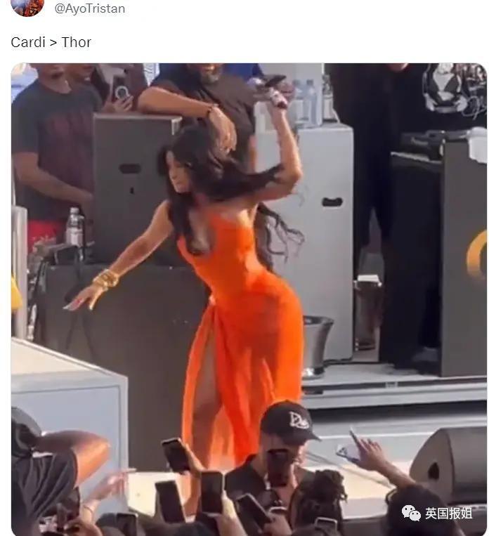 卡迪碧演出被观众泼饮料！她怒扔话筒反击，冲突画面火遍全网