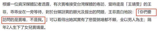 53岁窦唯现身美术馆，光头造型似爷爷辈，粉丝激动险下跪