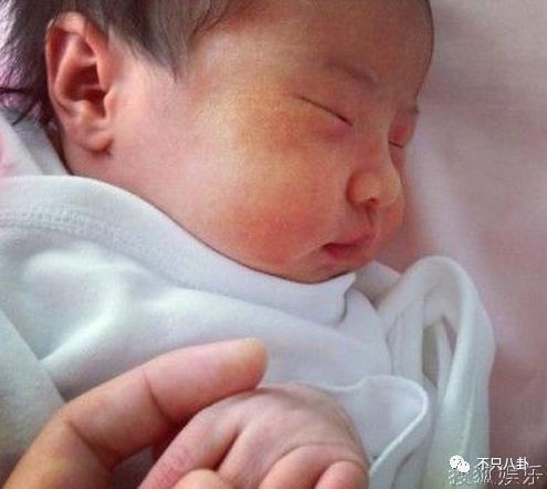 坦承已离婚，她其实没有大家想得那么幸福