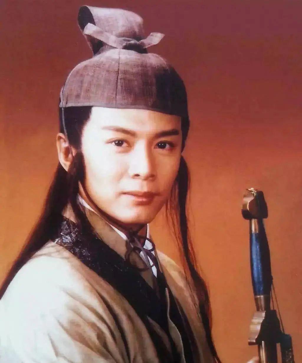 娱乐圈超级富二代，出家了…