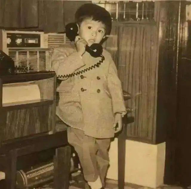 娱乐圈超级富二代，出家了…