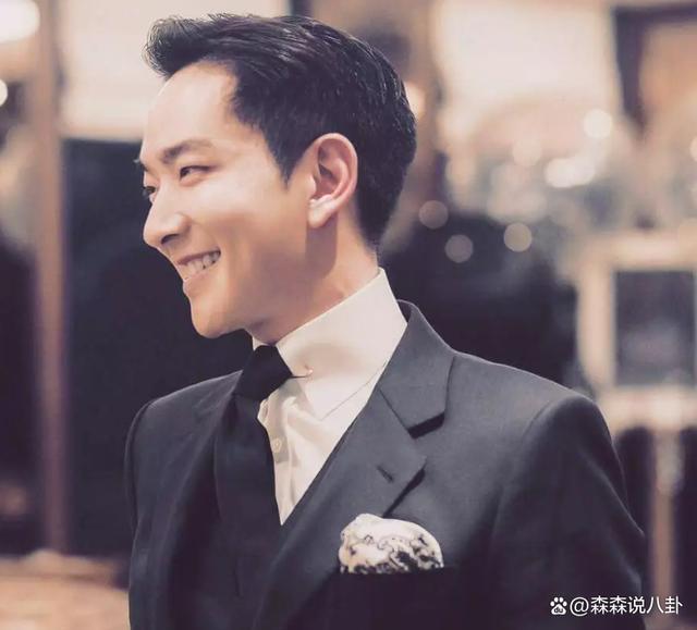 向华胜前女友宣布新恋情，小7岁新欢是神秘百亿富豪，身份遭质疑