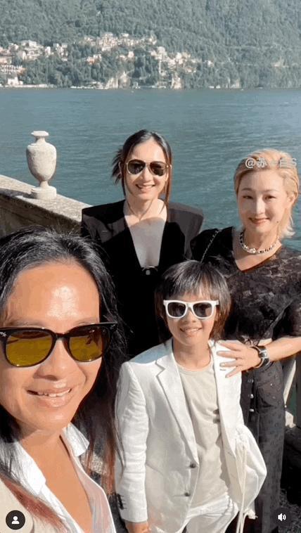 甄子丹汪诗诗补办婚礼，一窥这对cp牵起的神秘港圈交际网