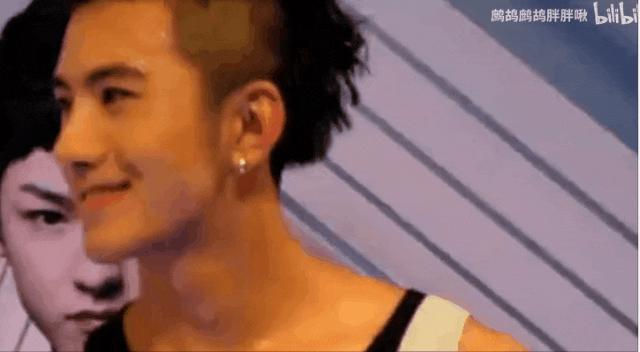 他条件这么好却不红，都怪脸上的这个问题？
