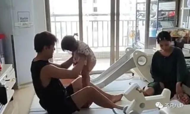 经历了出轨家暴哭穷的地狱式婚姻，她竟然还选择原谅他？