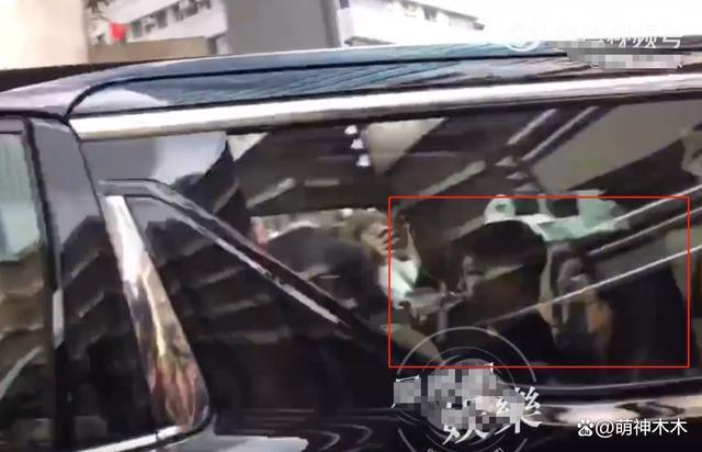 众星送别李玟！萧亚轩哭成泪人韩红面色沉重，成龙刘德华不舍