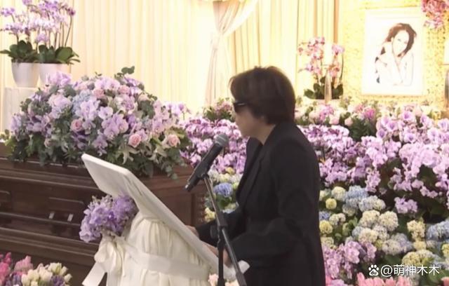 众星送别李玟！萧亚轩哭成泪人韩红面色沉重，成龙刘德华不舍