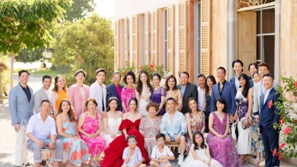 假名媛姐妹花集体嫁豪门，手段够狠！