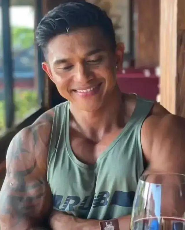 33岁网红意外离世，令人痛心！