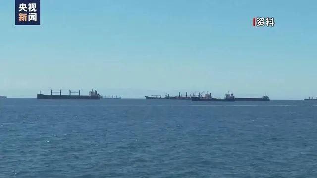 泽连斯基要求摧毁克里米亚大桥！