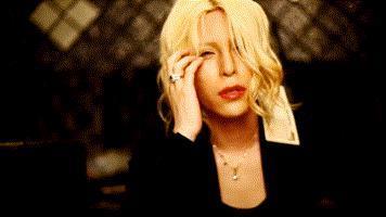 全球“第一陪酒女”：年薪2亿，毫不沾酒！