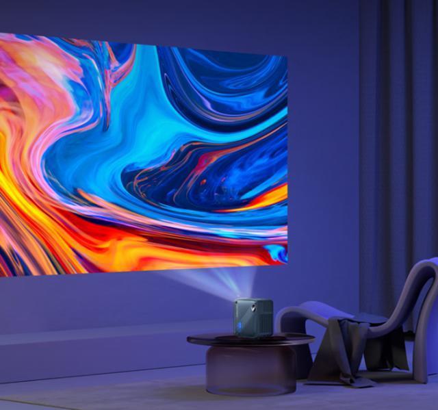 智能电视对比智能投影，哪个更适合入门级大屏娱乐需求？