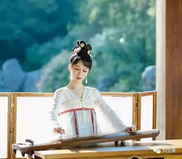 这瓜，她不爆说不过去？