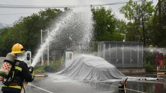 国内电动汽车的掩饰被高温揭示