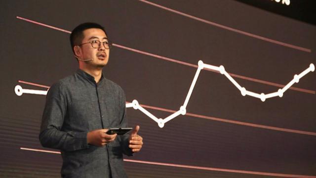 重新诠释标题《至暗时刻》中的蒋凡